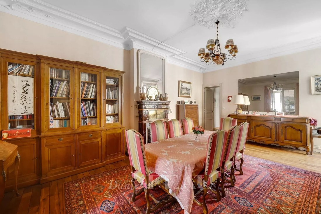 Apartment in Notre Dame, Versailles, France 4 - 17317442
