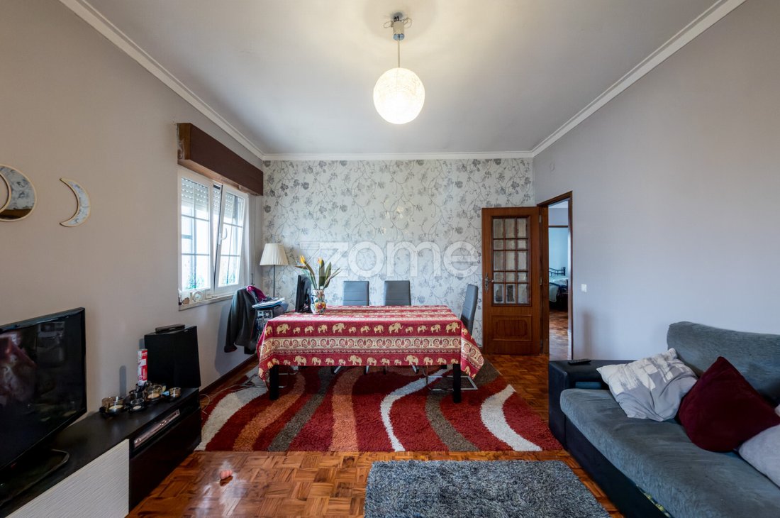 House in Pontinha e Famoes, Lisbon, Portugal 1 - 17314890