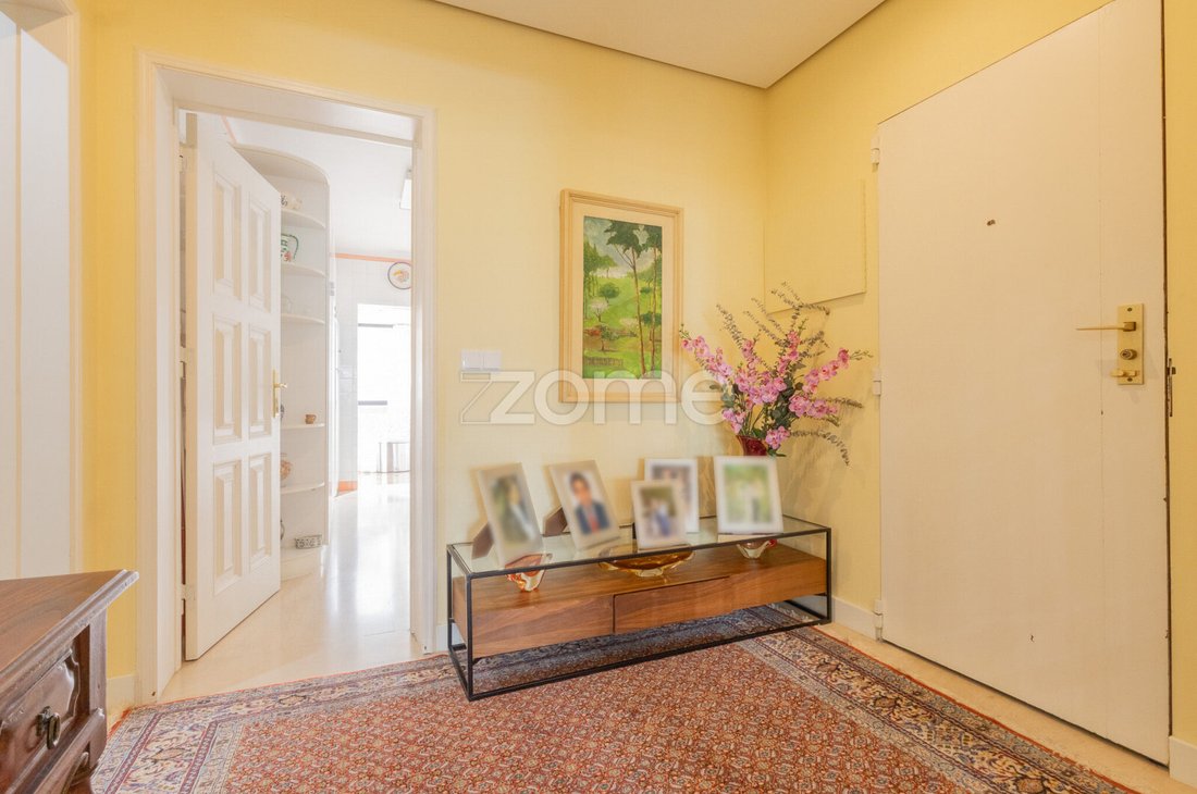 Apartment in Estoril, Cascais e Estoril, Lisbon 1 - 16736418
