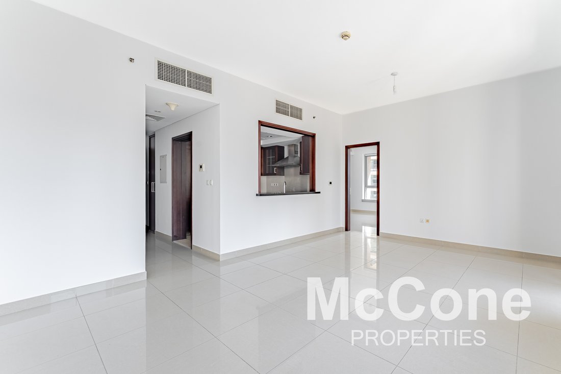 Apartment in Burj Khalifa Lake, Downtown Dubai, Dubai 3 - 17285133