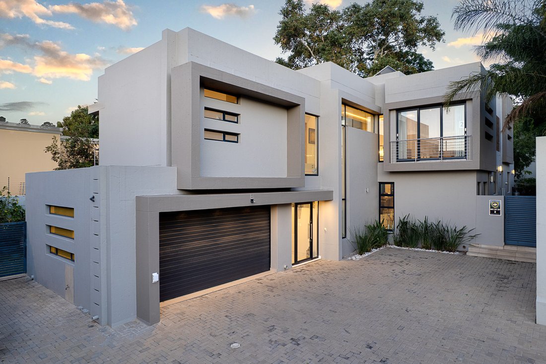 Country House in Broadacres, Gauteng, South Africa 2 - 17311626