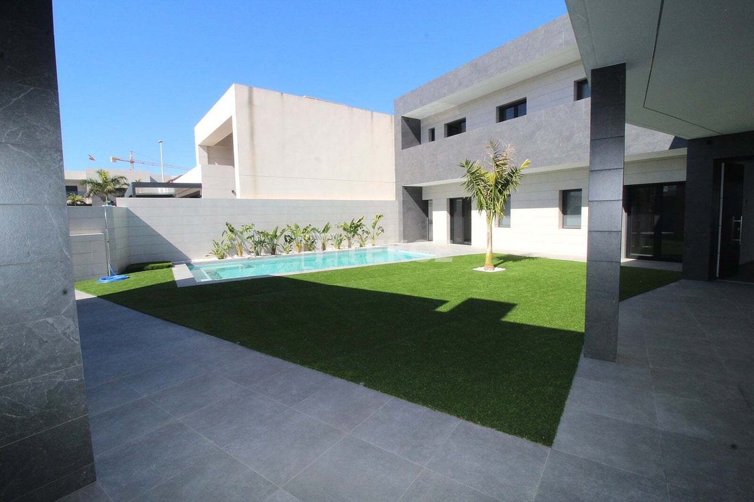 Villa in San Pedro del Pinatar, Región de Murcia, Spain 5 - 17314566