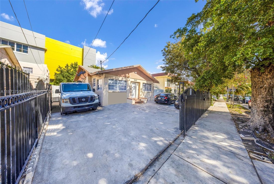 Apartment in Miami, Florida, United States 5 - 17312877