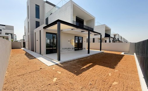 Villa in Wadi Al Safa 5, Wadi Al Safa, Dubai 1