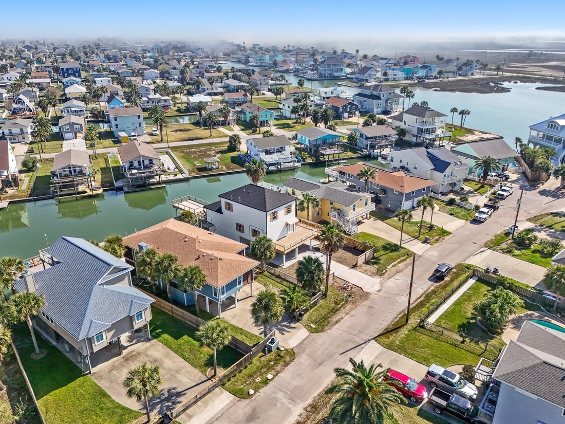 House in Galveston, Texas, United States 3 - 17318785