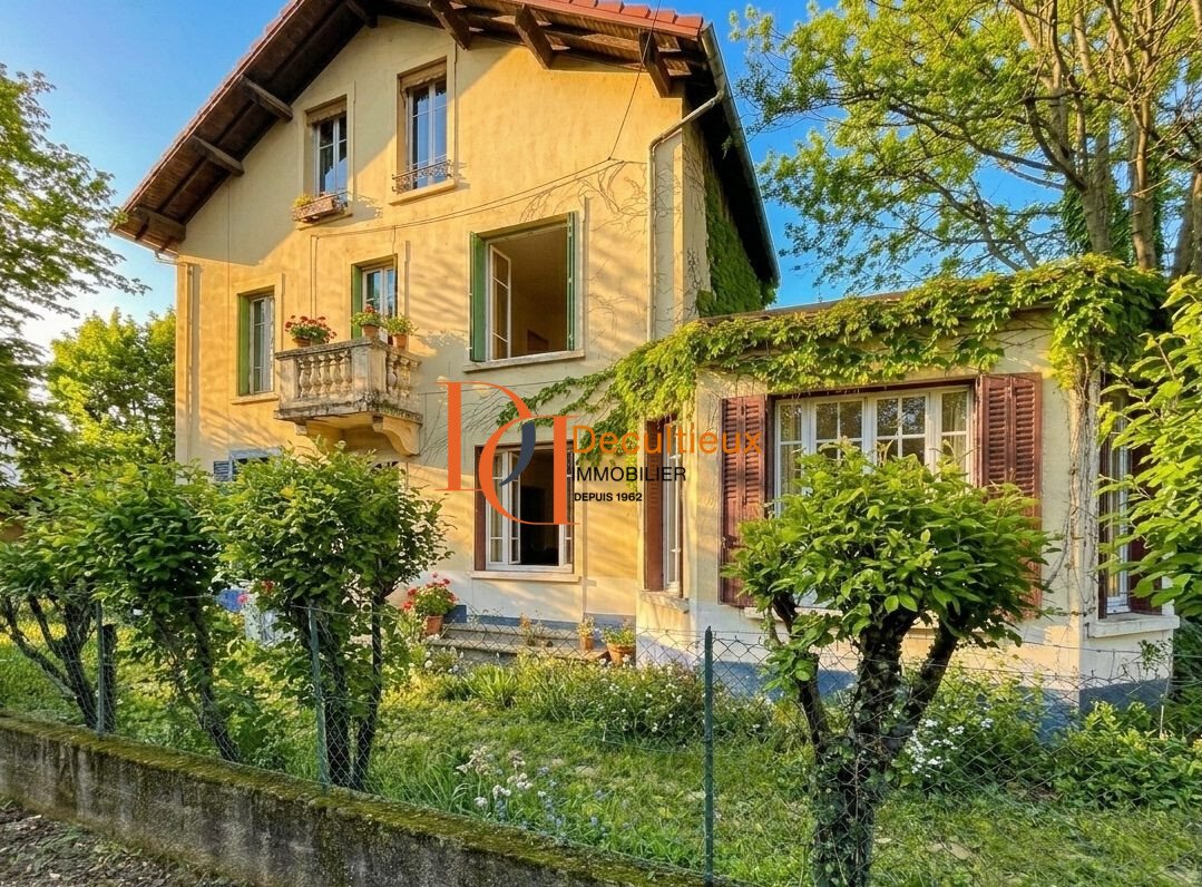 House in Zola - Pressence, Villeurbanne, France 1 - 16961317