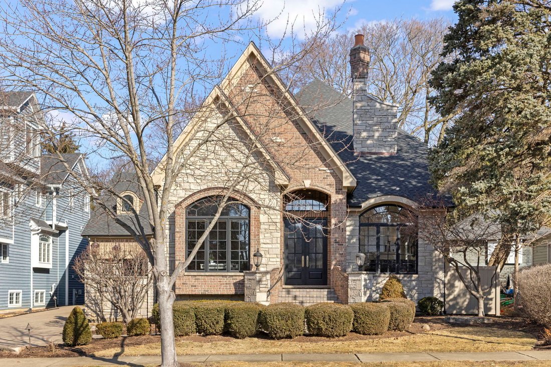 House in Naperville, Illinois, United States 2 - 17311673