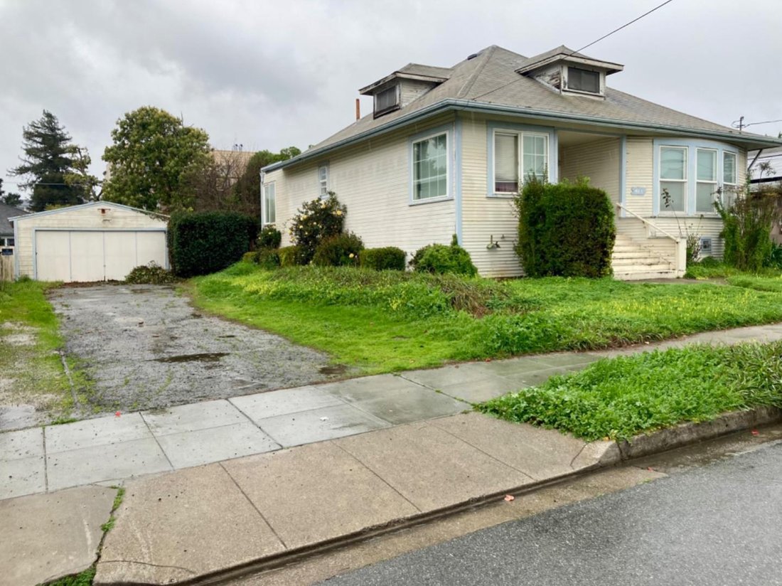 House in San Bruno, California, United States 2 - 17319902