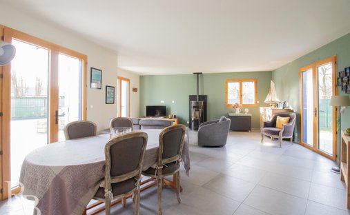 House in Sarzeau, Brittany, France 1