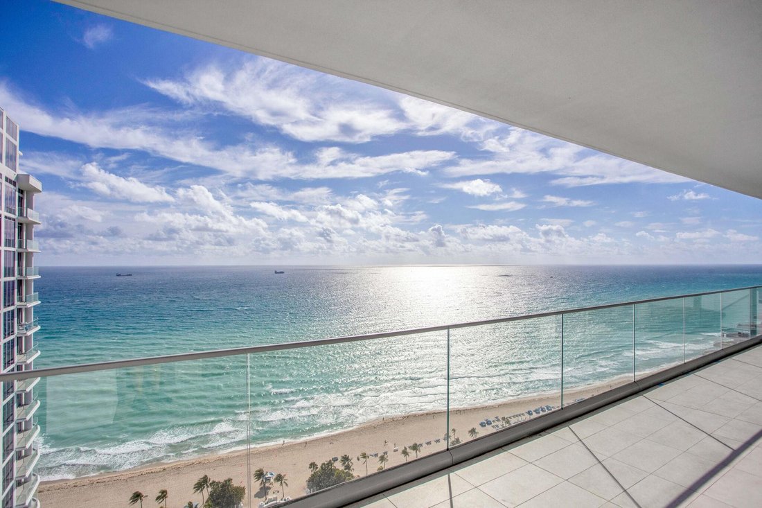 Condo in Fort Lauderdale, Florida, United States 2 - 17319276