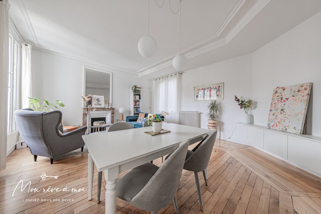 Apartment in Bois-Colombes, Ile-de-France, France 1 - 17321385