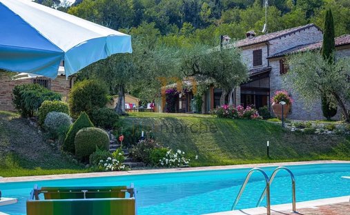 Villa in Cuccurano - Carrara - Monte Giove, Fano, Marken 1