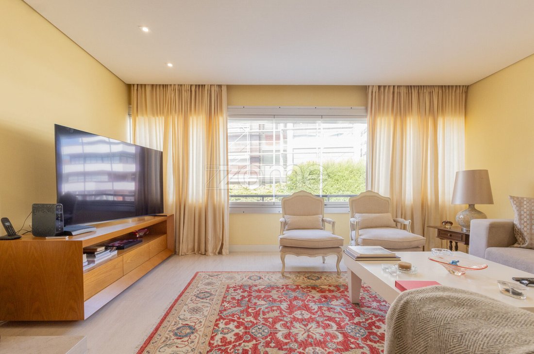 Apartment in Estoril, Cascais e Estoril, Lisbon 3 - 16736418