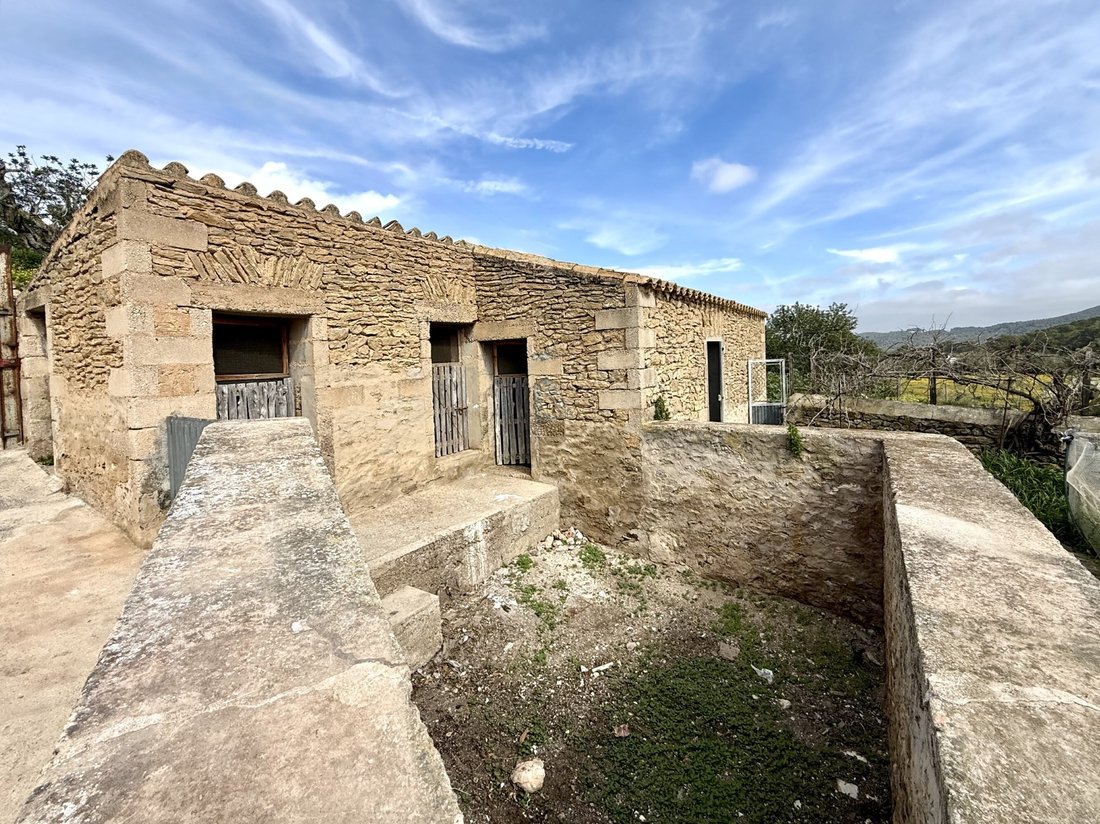 Finca in Es Cubells, Sant Josep de sa Talaia, Balearic Islands 4 - 16923855