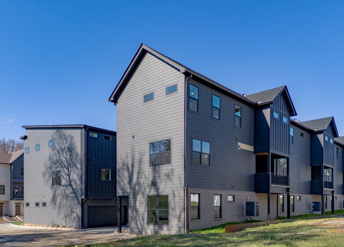 Co Op in Nashville, Tennessee, United States 5 - 17319844