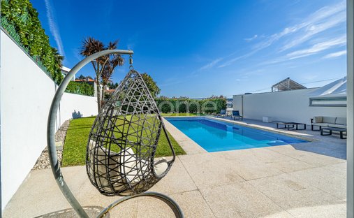 House in Braga (Maximinos, Se e Cividade), Braga, Portugal 1