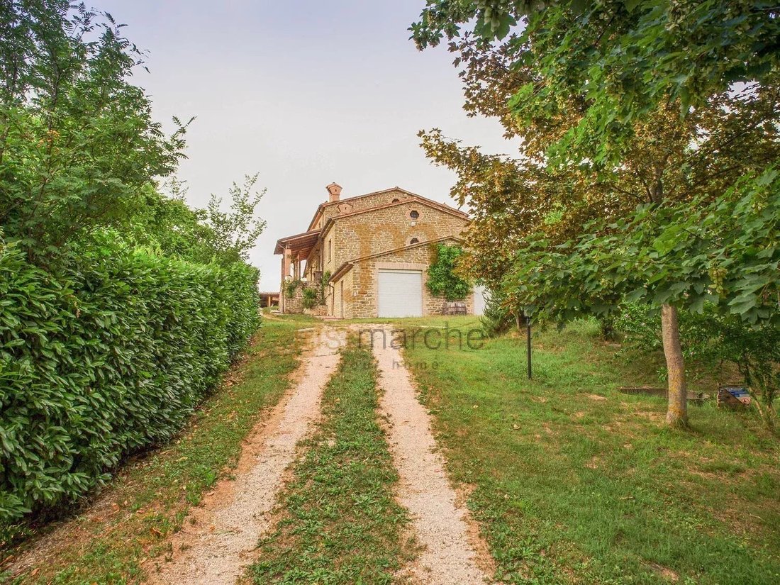 Villa in Cantiano, Marche, Italy 5 - 17282859