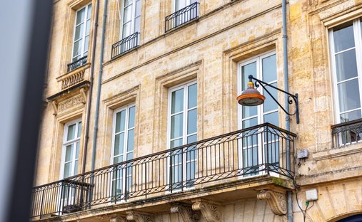 Appartamento a Hôtel de Ville-Quinconce-Saint Seurin-Fondaudège, Bordeaux, Francia 1