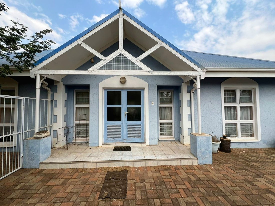 House in Bendor Park, Limpopo, South Africa 1 - 17311638