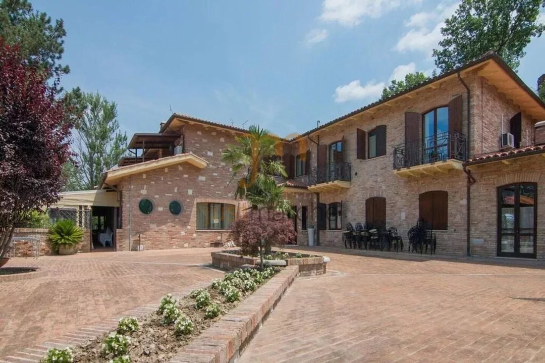 Villa in Fermignano, Marche, Italy 5 - 17280602
