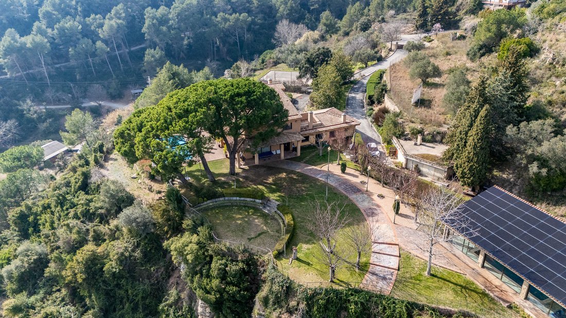 House in Sant Feliu de Codines, Catalonia, Spain 3 - 17304436