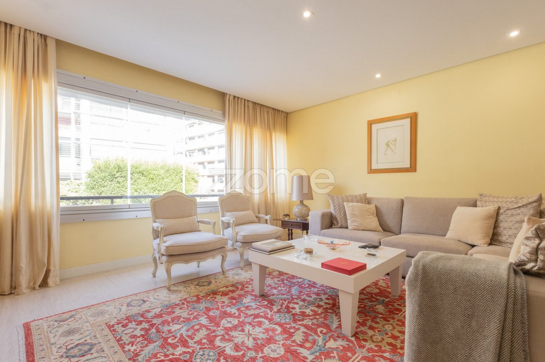 Apartment in Estoril, Cascais e Estoril, Lisbon 4 - 16736418