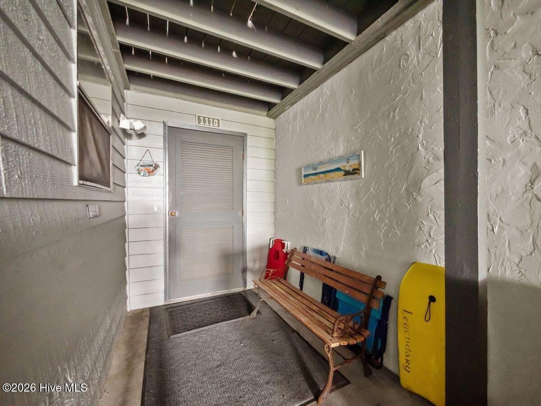 Condo in North Topsail Beach, North Carolina, United States 2 - 17319050