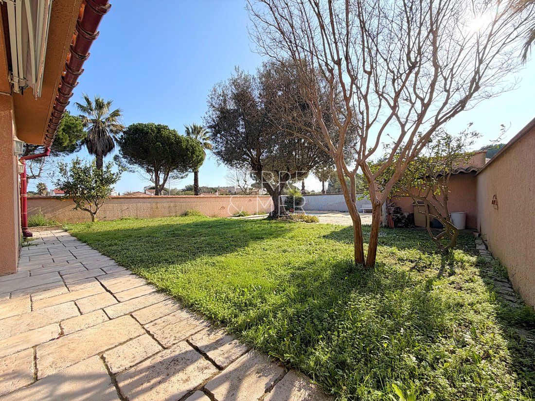 House in Saint-Cyprien, Occitania, France 3 - 17140174