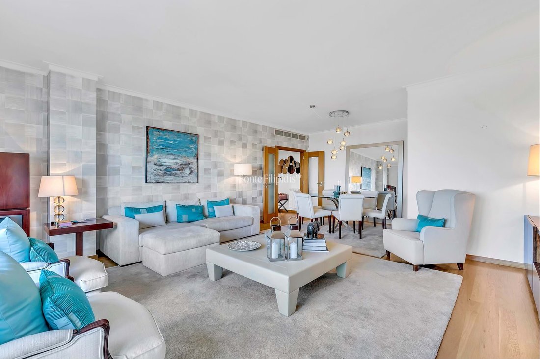 Apartment in Estoril, Cascais e Estoril, Lisbon 3 - 17311768