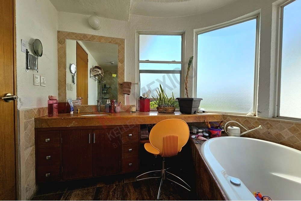 Townhouse in Santa Catarina Yecahuitzotl, Mexico City, Mexico 2 - 17313905