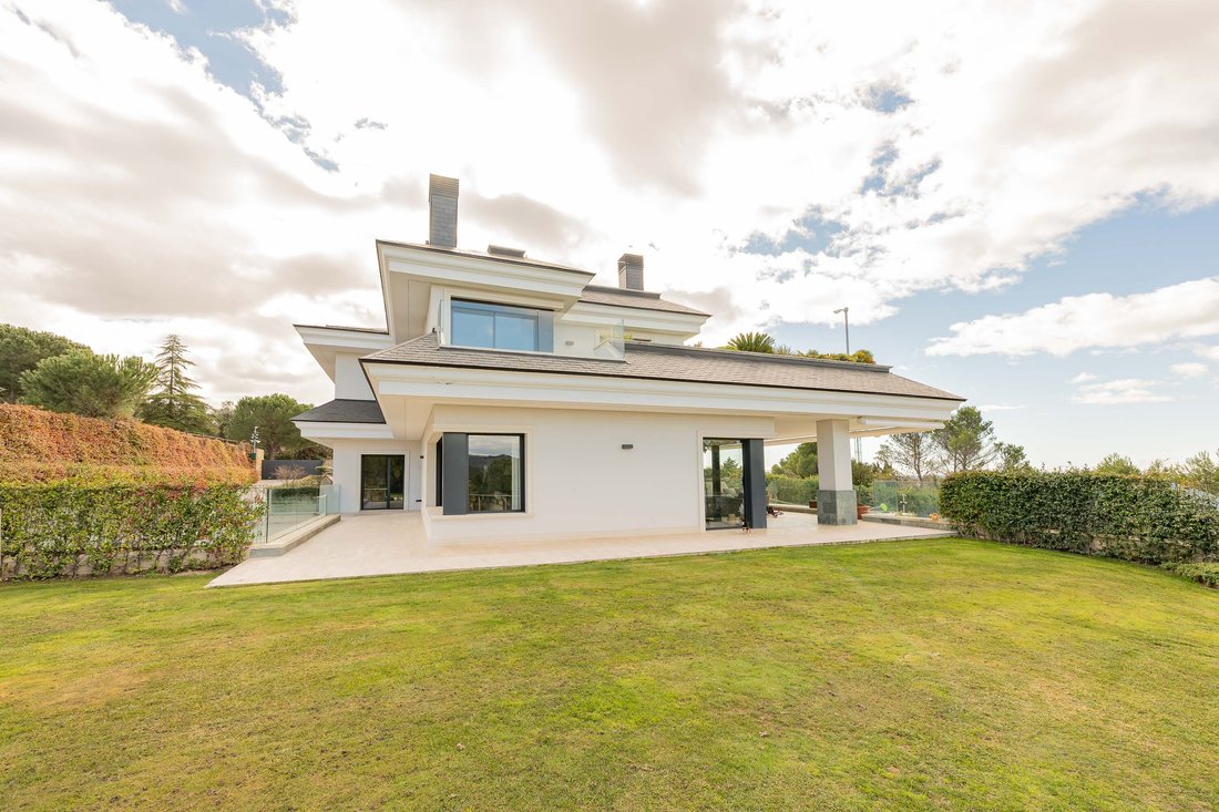 House in Las Rozas de Madrid, Comunidad de Madrid, Spain 2 - 17071512