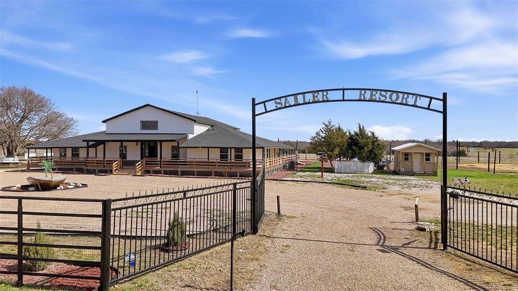House in Gainesville, Texas, United States 2 - 16937355