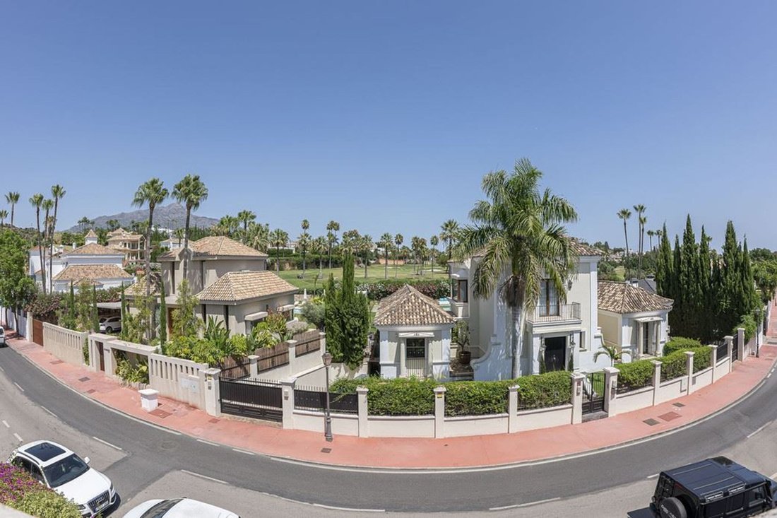 Townhouse in Nueva Andalucia, Marbella, Spain 1 - 17317792