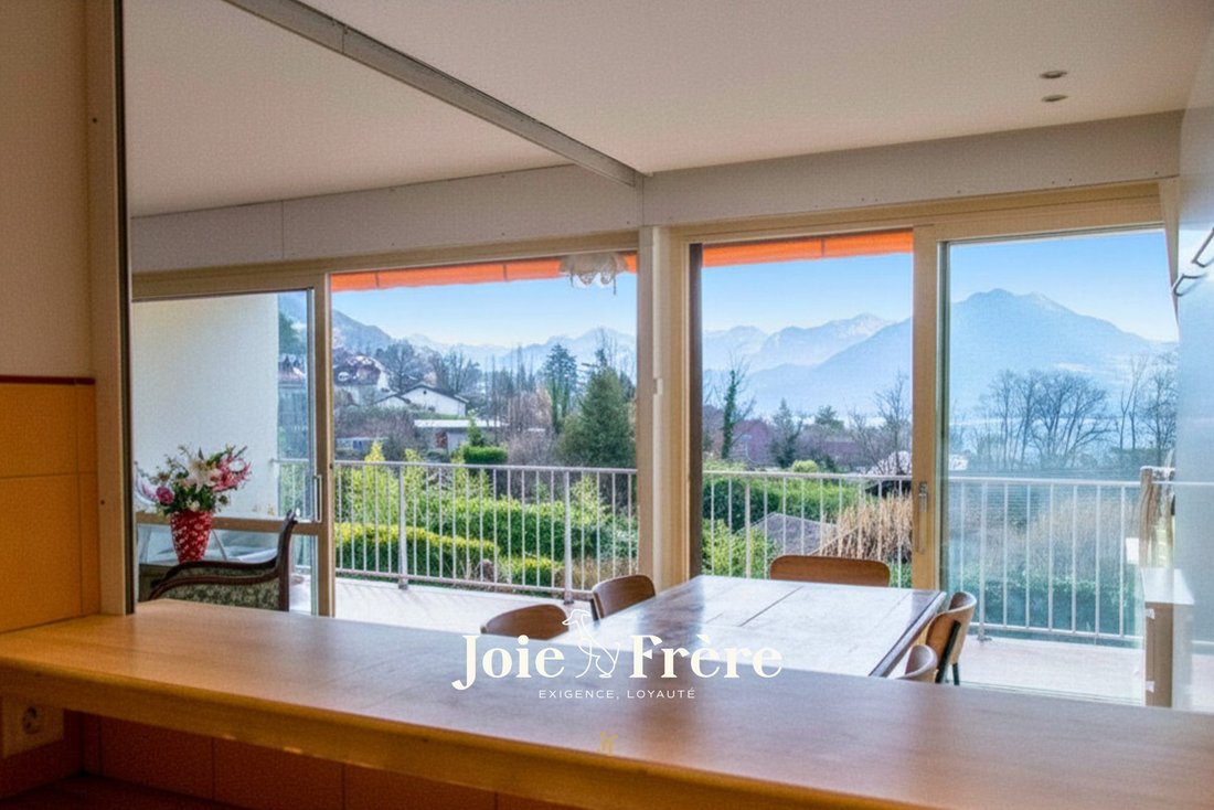 Apartment in Veyrier-du-Lac, Auvergne-Rhône-Alpes, France 4 - 17319636