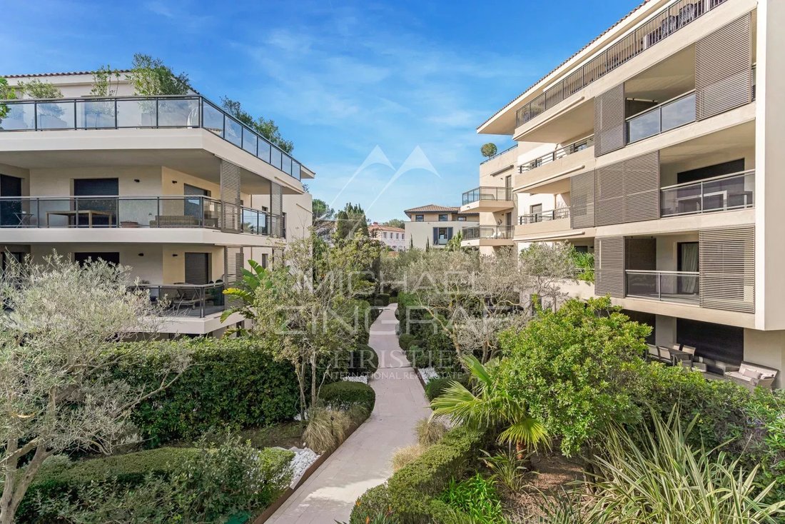 Apartment in Zone Ouest Urbaine, Saint-Tropez, France 1 - 15336561