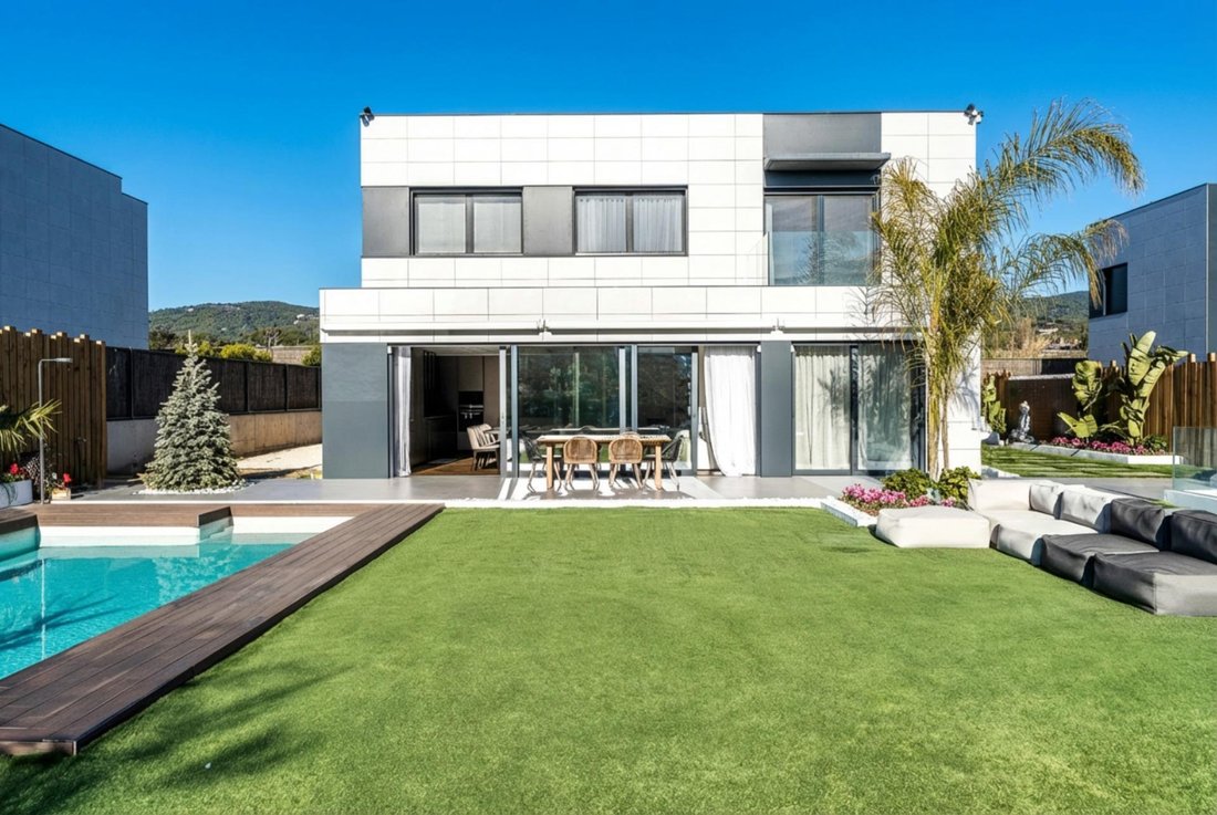 Villa in Sant Andreu de Llavaneres, Catalonia, Spain 3 - 17314611