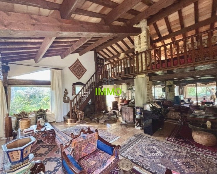 Estate in Uzès, Occitania, France 4 - 17311108