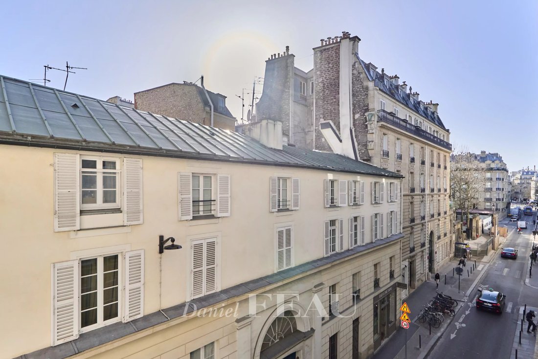 Apartment in Saint Thomas d'Aquin, Paris 7e Arrondissement, Paris 4 - 17311419