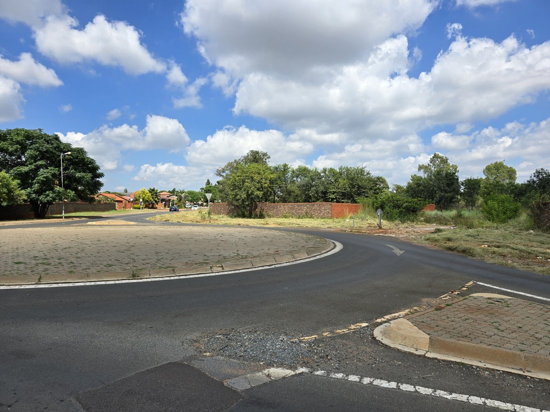 Land in Pretoria North, Gauteng, South Africa 2 - 17316597