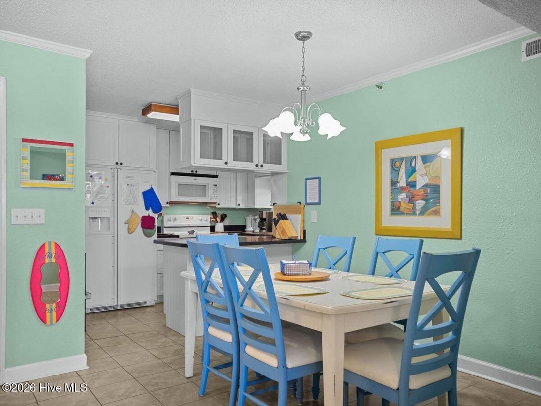 Condo in North Topsail Beach, North Carolina, United States 4 - 17319050