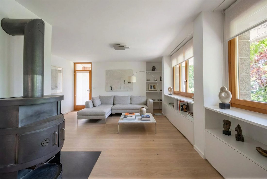 House in Essertines-sur-Rolle, Vaud, Switzerland 1 - 16398816
