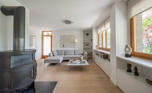 House in Essertines-sur-Rolle, Vaud, Switzerland 1