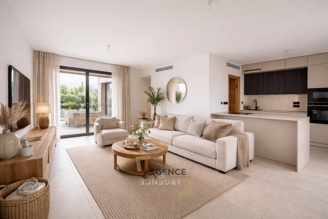 Apartment in Centre Ville, Castries, France 2 - 16012906