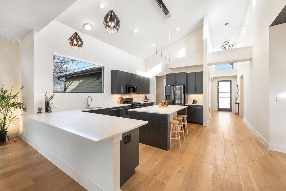 House in Austin, Texas, United States 4 - 17323557