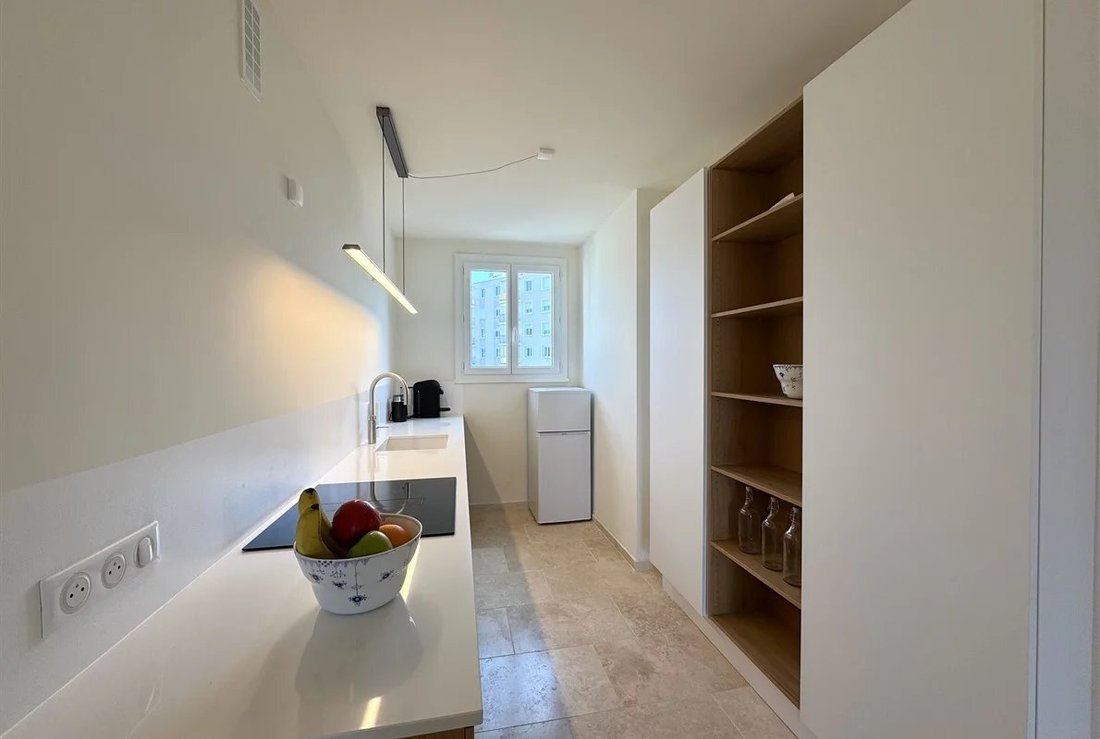 Apartment in Cannes, Provence-Alpes-Côte d'Azur, France 2 - 17323524