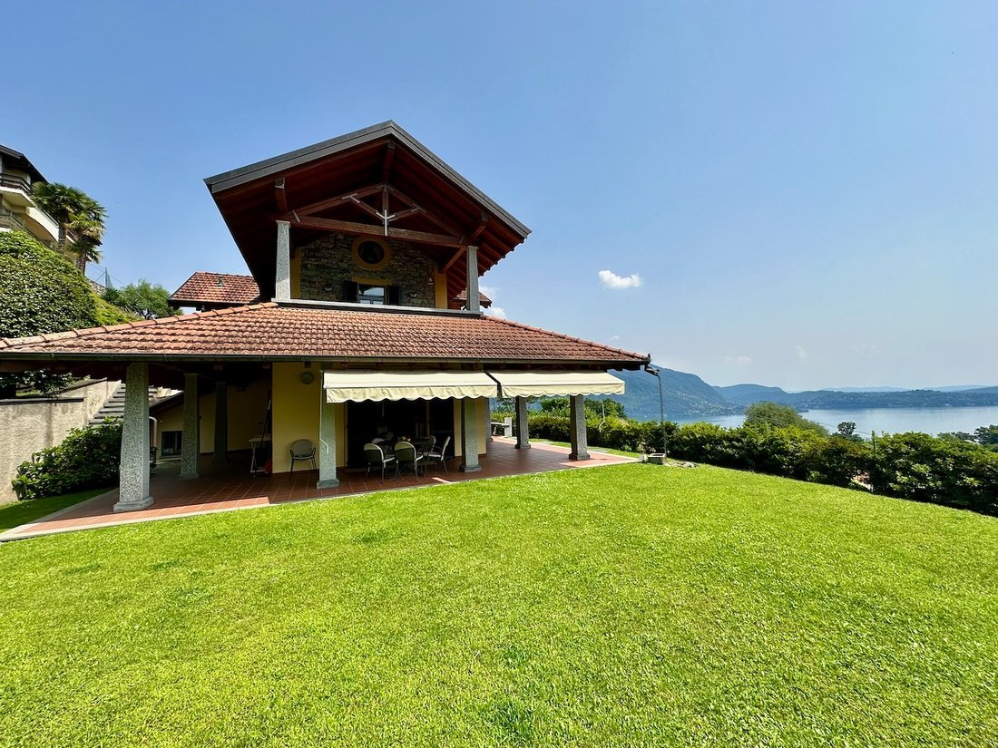 Villa in Ghiffa, Piedmont, Italy 1 - 15417448