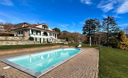 Villa en Arizzano, Piamonte, Italia 1