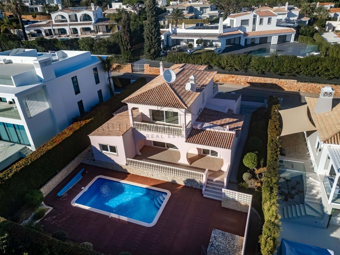 Villa in Almancil, Algarve, Portugal 1 - 17323890