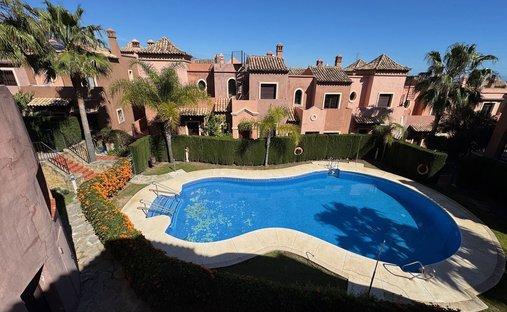 Townhouse in Estepona, Andalusia, Spain 1