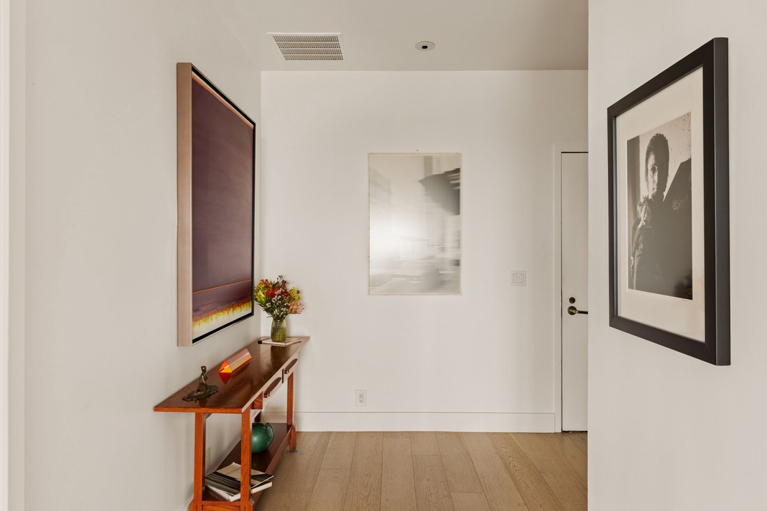 Condo in Los Angeles, California, United States 5 - 17323622